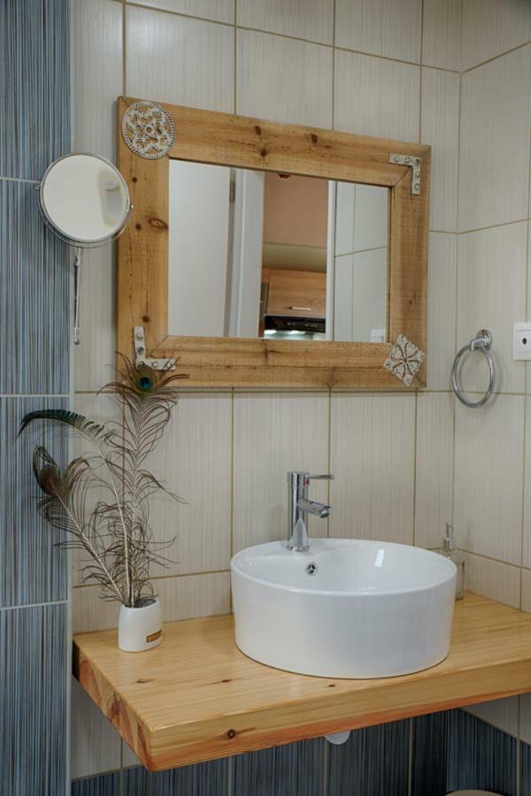 Modern Eco Friendly Villa Close To Town Пелекас Экстерьер фото