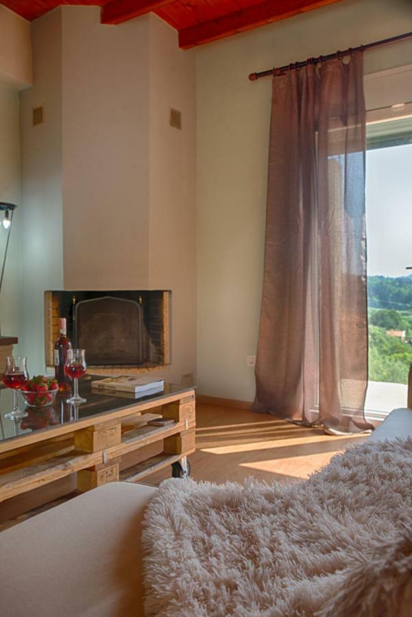 Modern Eco Friendly Villa Close To Town Пелекас Экстерьер фото