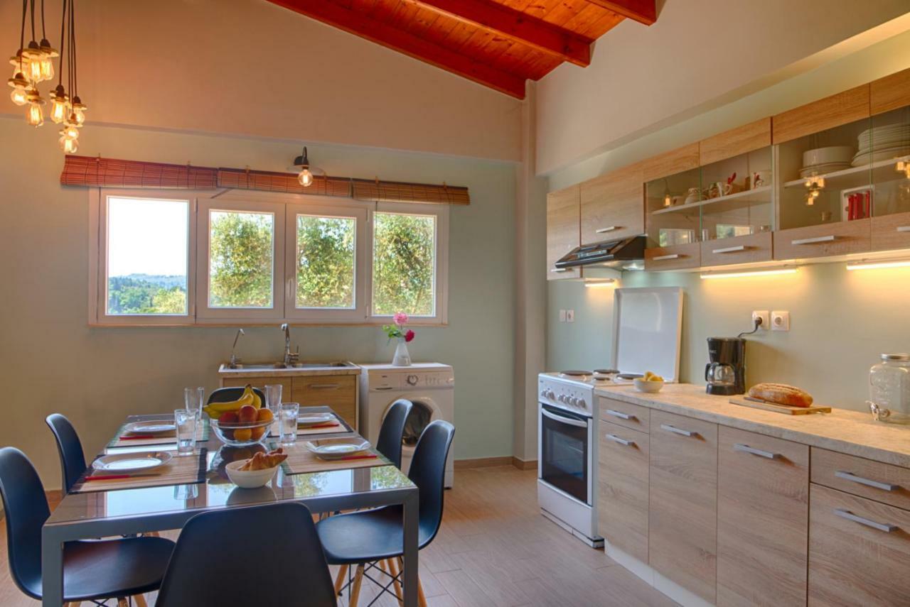 Modern Eco Friendly Villa Close To Town Пелекас Экстерьер фото