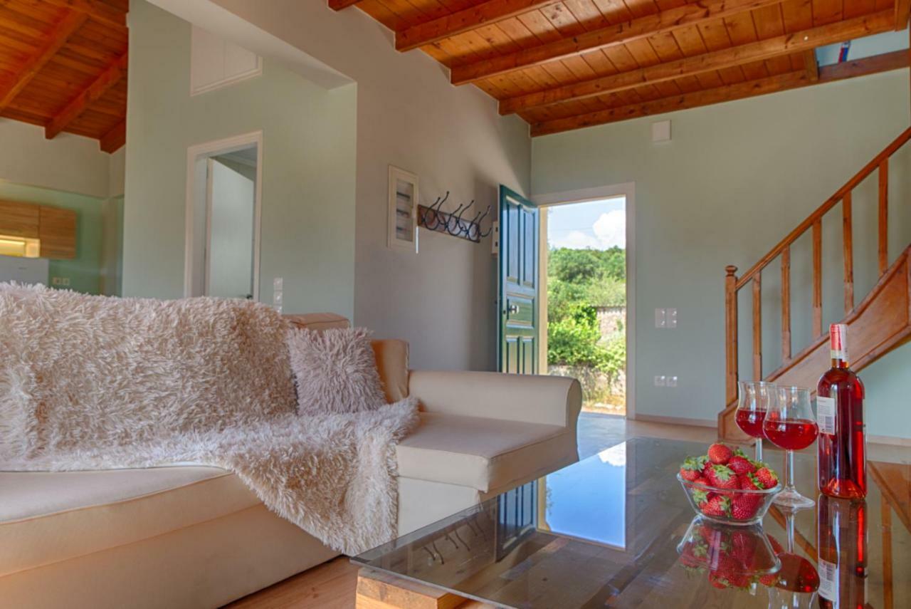 Modern Eco Friendly Villa Close To Town Пелекас Экстерьер фото
